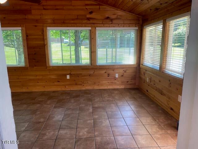 Photo #16: 1700 Tee Court