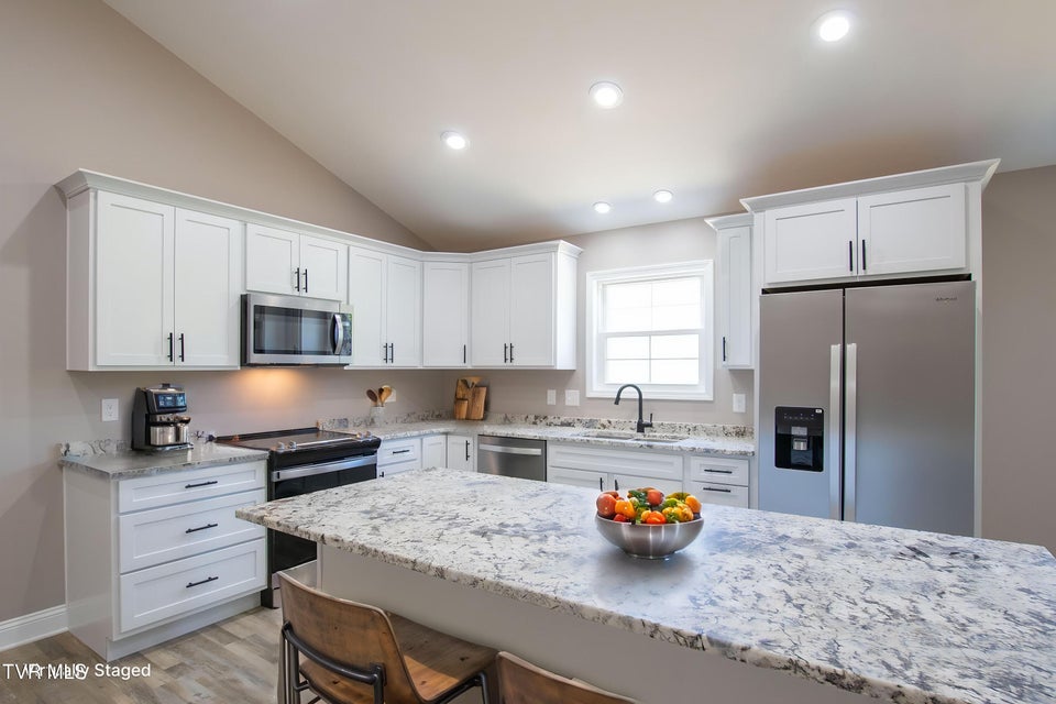 Photo #7: 17150 Sedona Drive