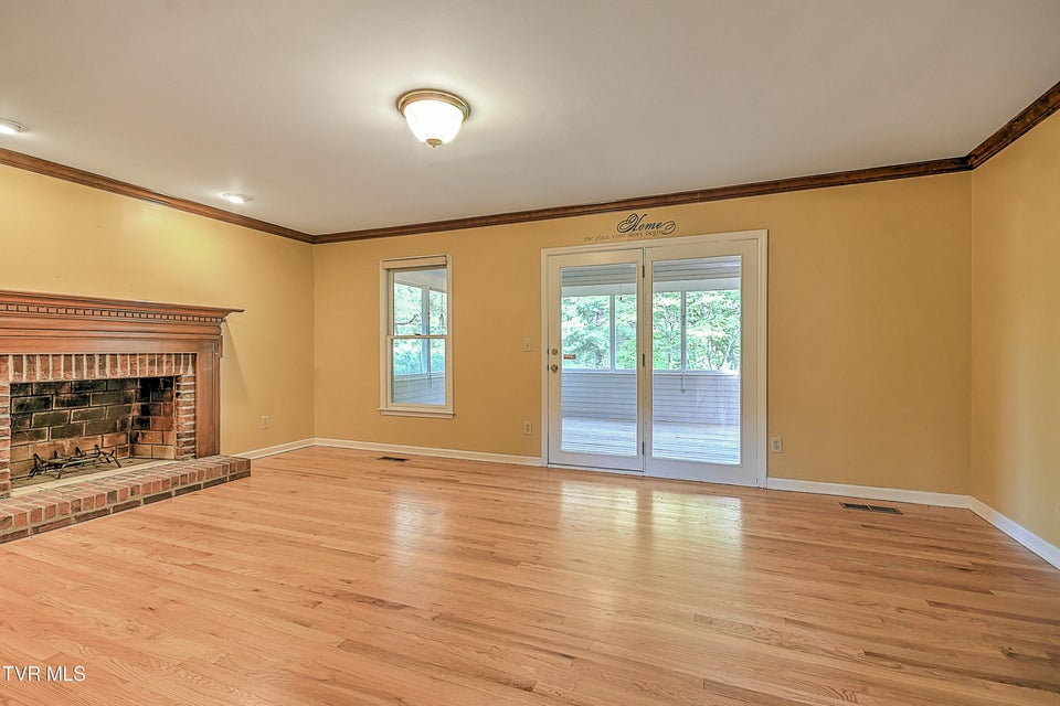 Photo #20: 332 Chesterfield Drive