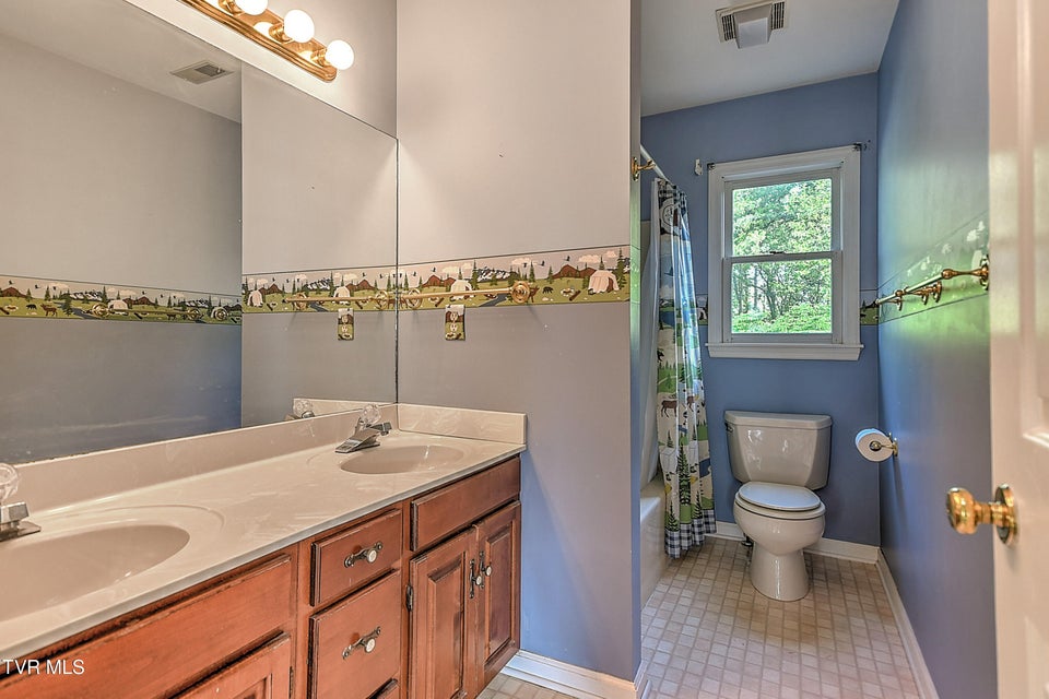 Photo #30: 332 Chesterfield Drive