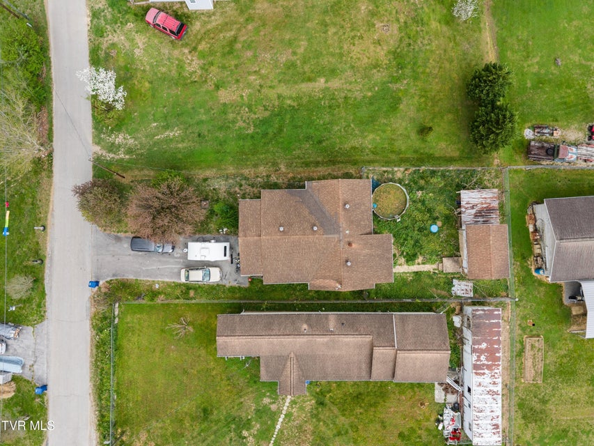 Photo #25: 555 Poplar Avenue