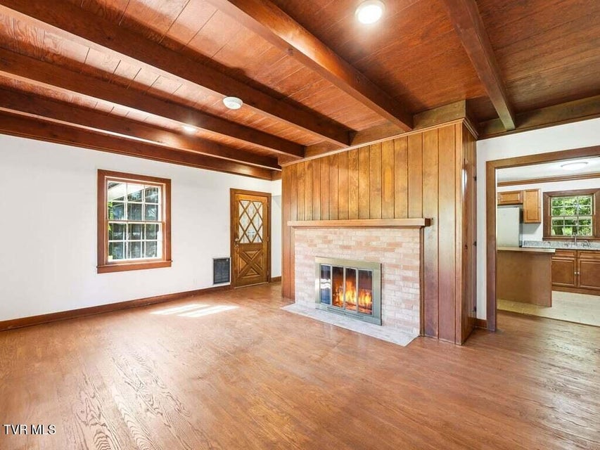 Photo #7: 541 Big Springs Drive