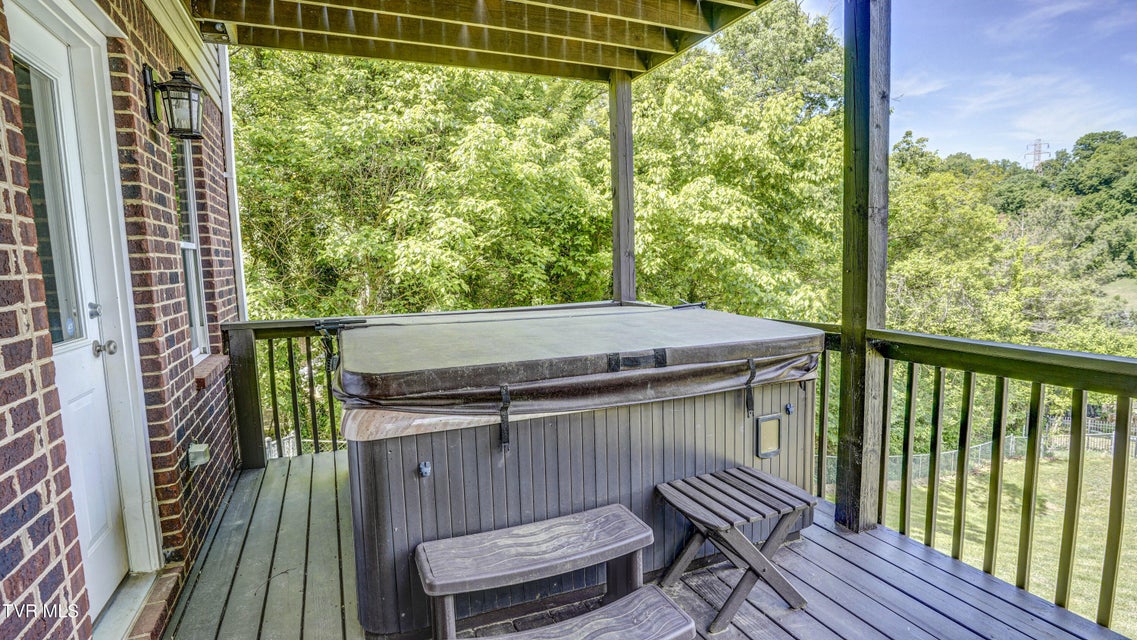Photo #6: 3920 Thornton Drive