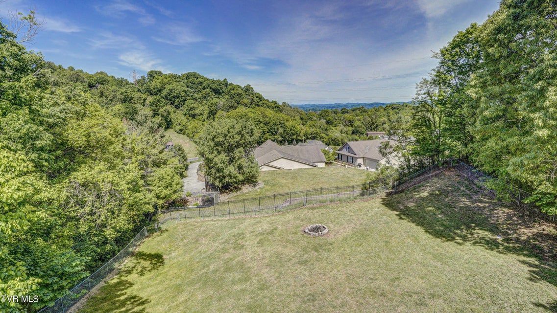 Photo #9: 3920 Thornton Drive