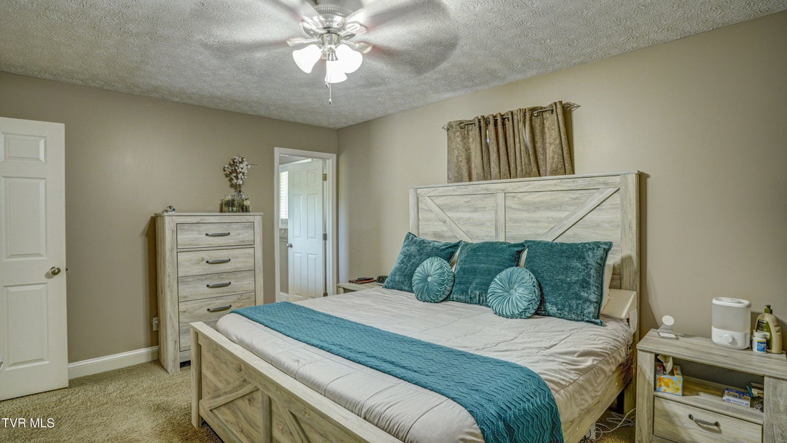 Photo #21: 3920 Thornton Drive