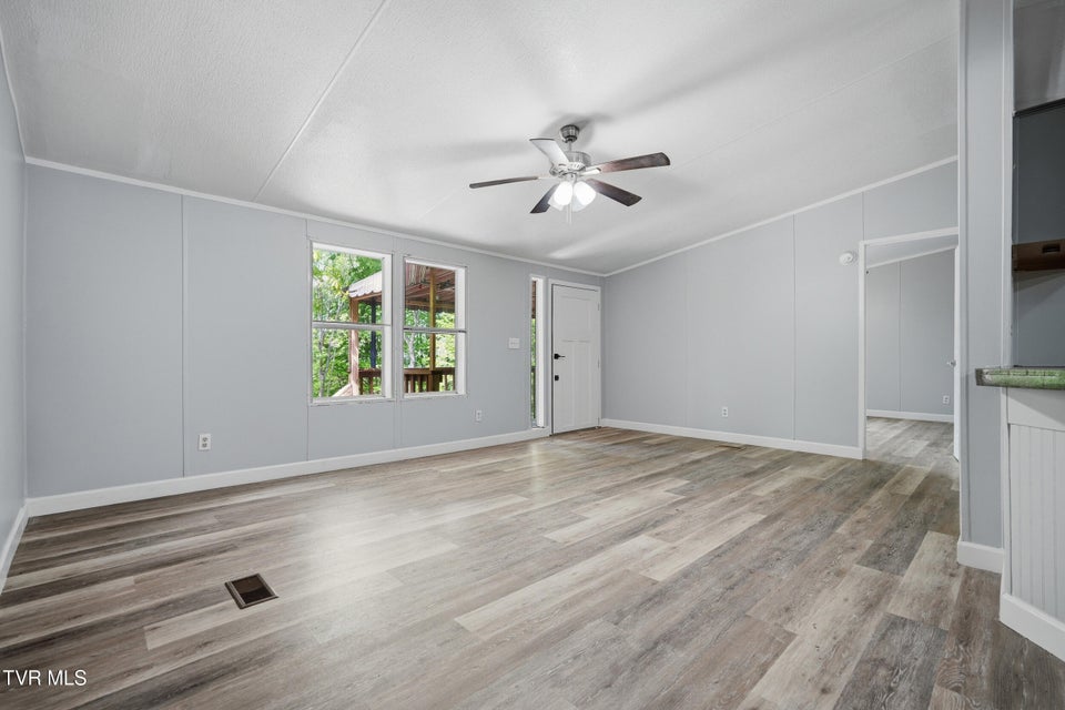 Photo #8: 117 Wb Yeats Drive