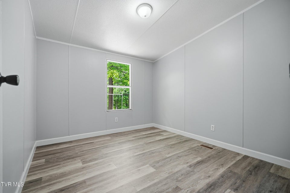 Photo #22: 117 Wb Yeats Drive