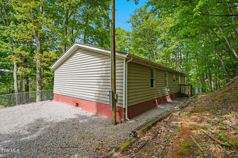 Photo #25: 117 Wb Yeats Drive