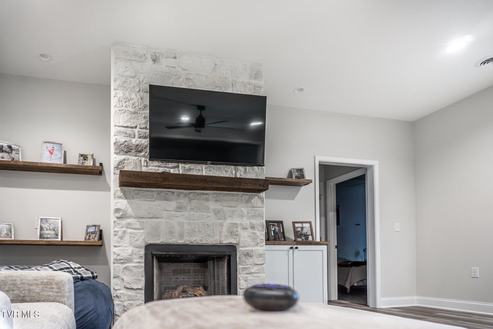 Photo #13: 336 Belle Arden Drive