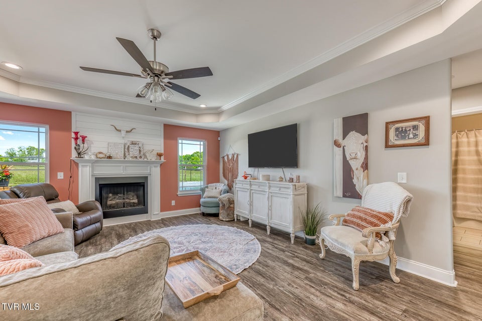 Photo #4: 1366 Lemongrass Drive