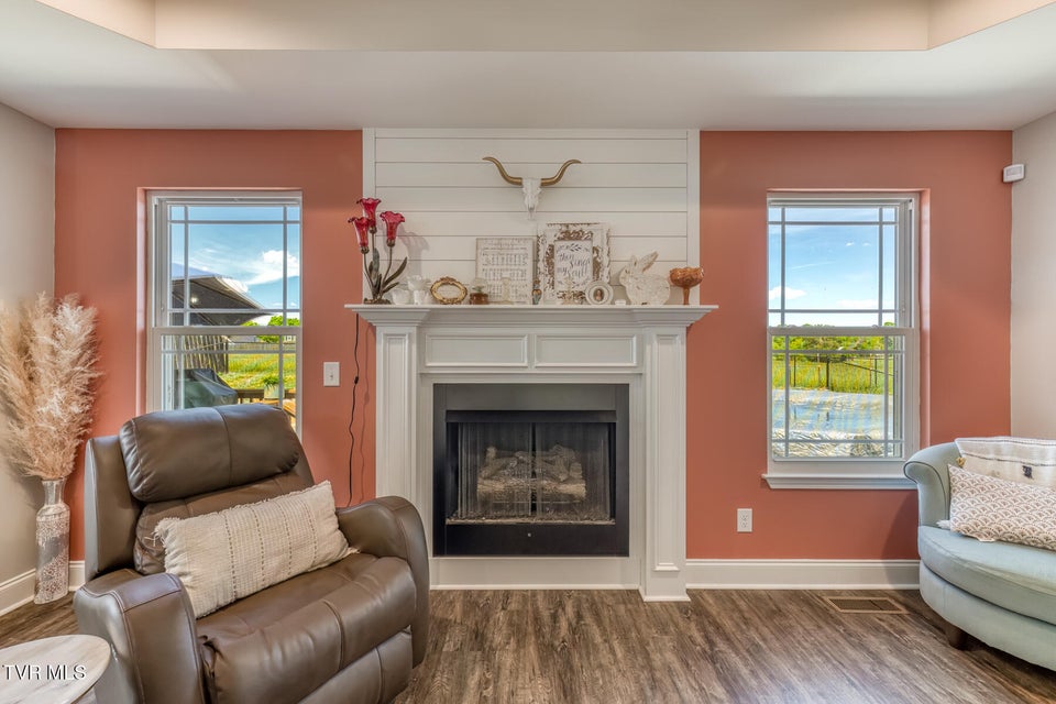 Photo #5: 1366 Lemongrass Drive