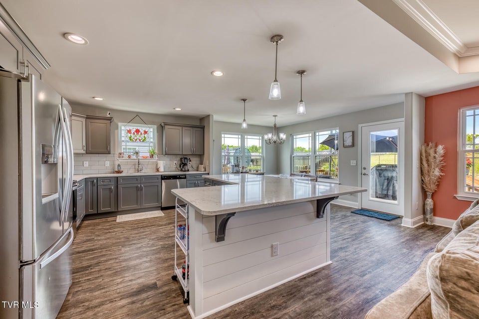 Photo #8: 1366 Lemongrass Drive