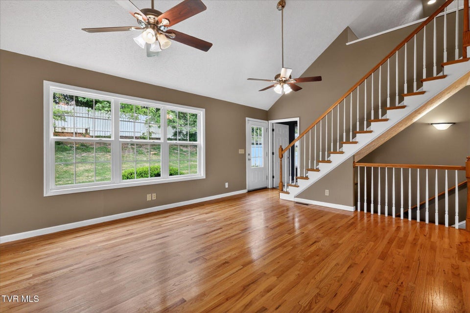 Photo #3: 157 Stoneybrook Drive