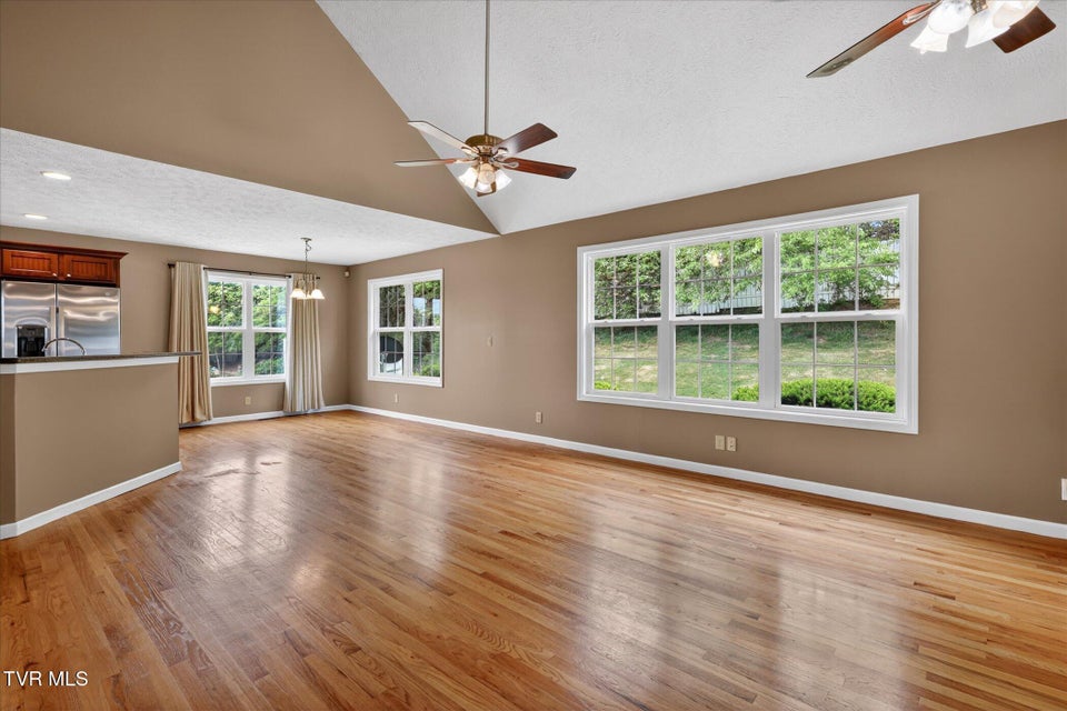 Photo #4: 157 Stoneybrook Drive
