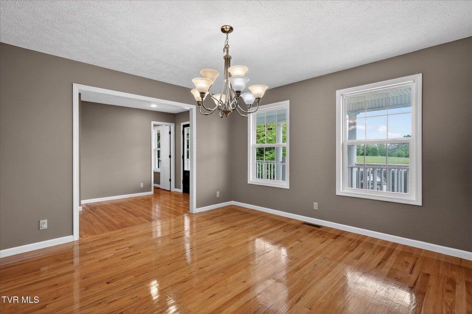 Photo #5: 157 Stoneybrook Drive