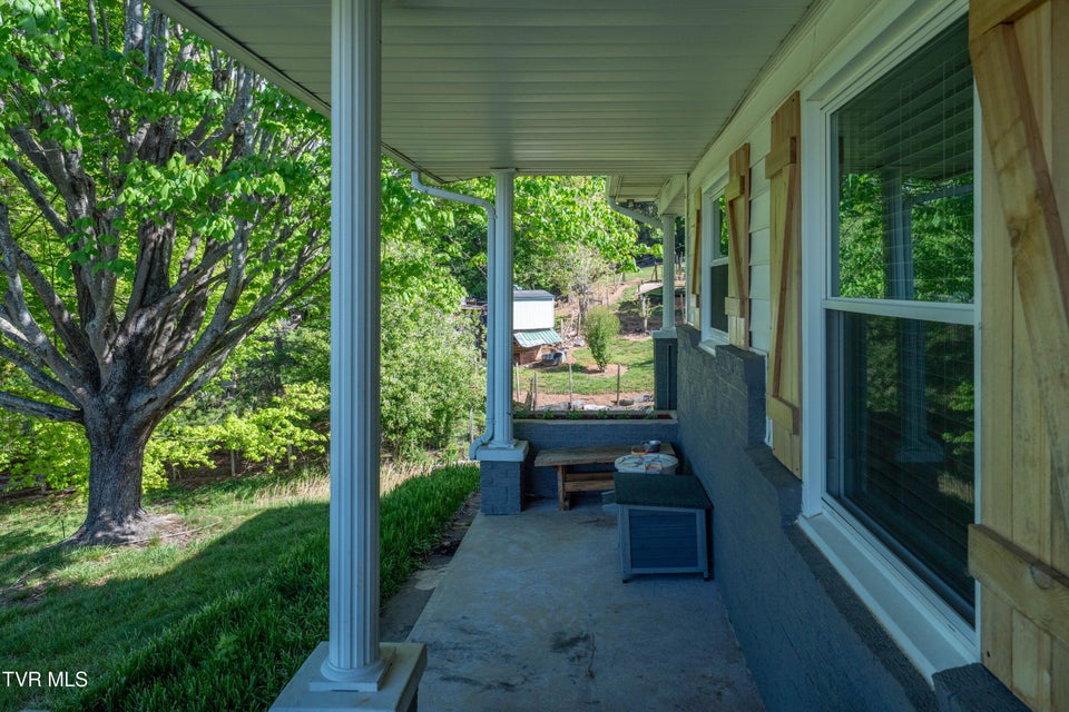 Photo #16: 214 Wilson Avenue