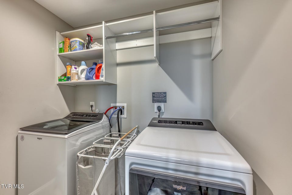 Photo #29: 1366 Lemongrass Drive