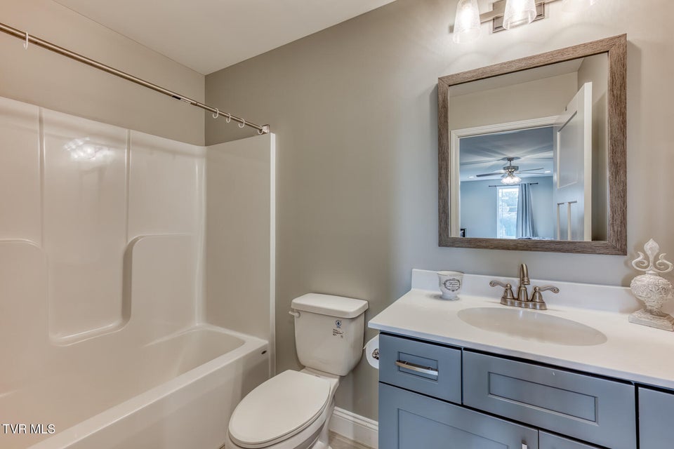 Photo #28: 1366 Lemongrass Drive