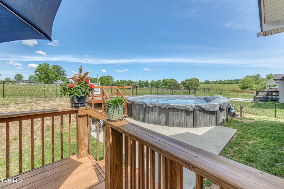 Photo #31: 1366 Lemongrass Drive