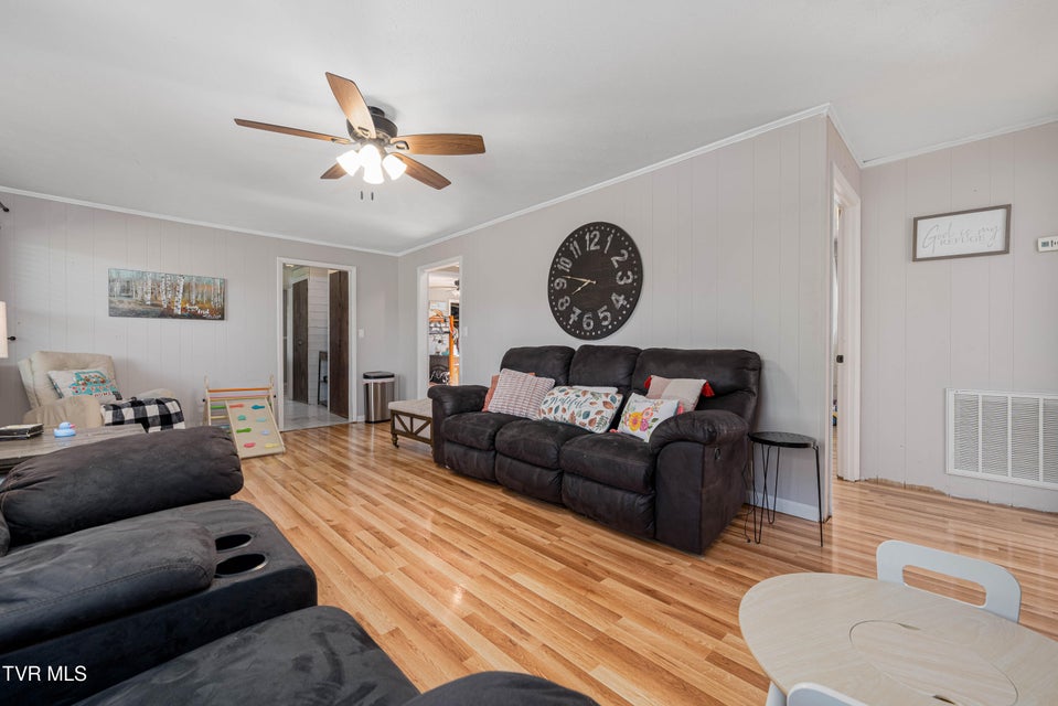 Photo #41: 214 Wilson Avenue