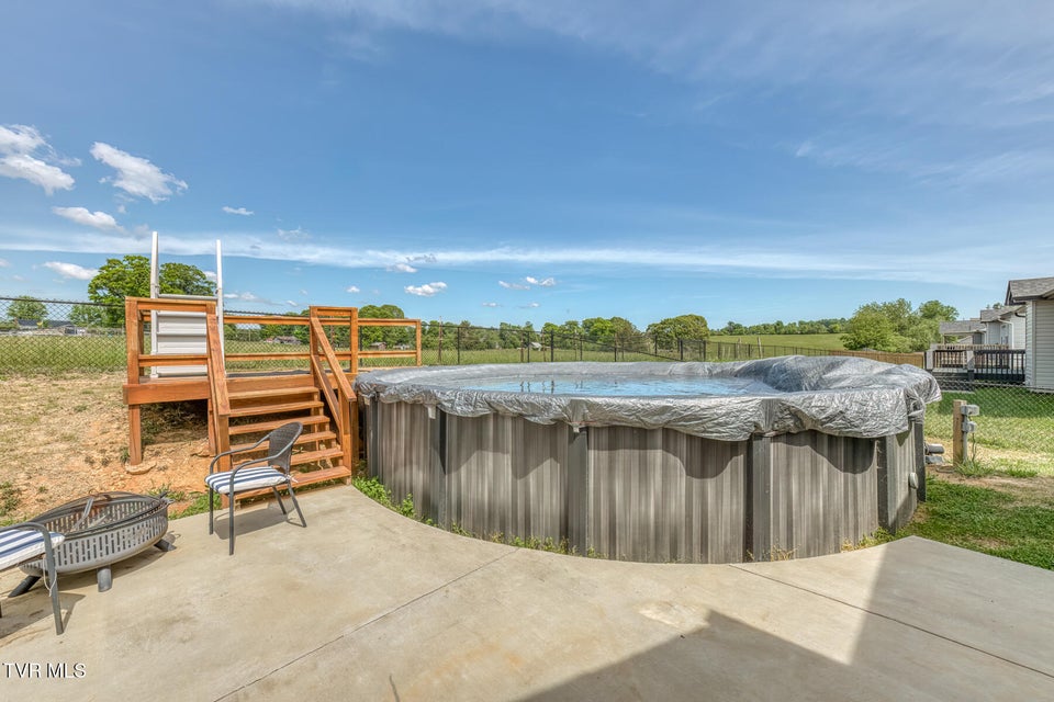 Photo #33: 1366 Lemongrass Drive