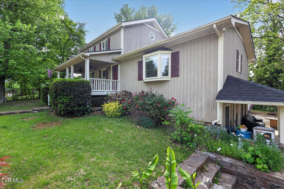 Photo #4: 104 Patterson Road