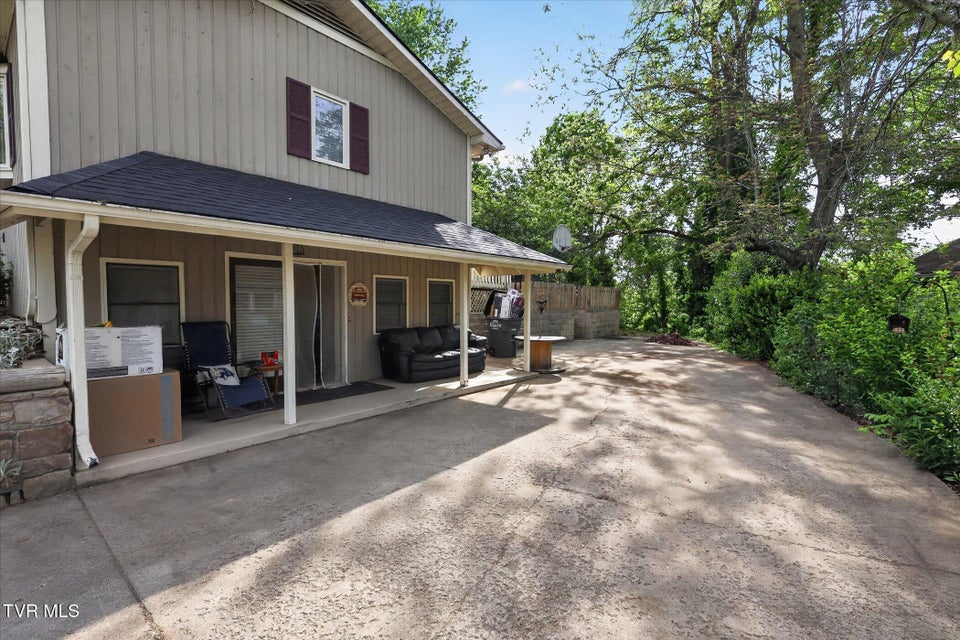 Photo #37: 104 Patterson Road