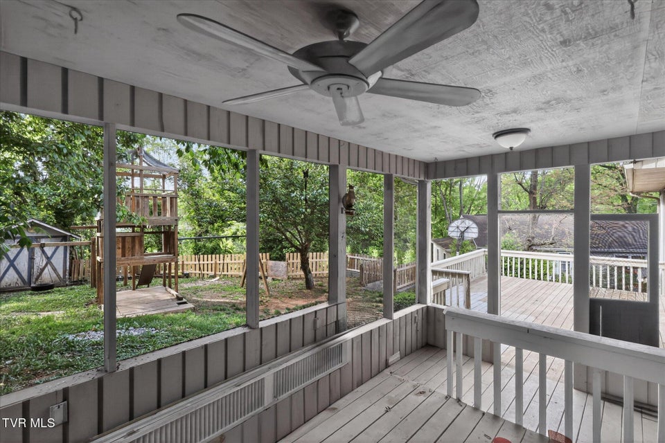 Photo #39: 104 Patterson Road
