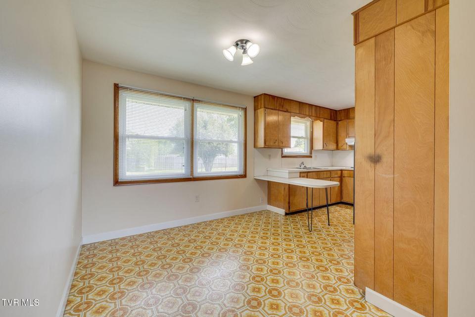 Photo #8: 1029 Spring Valley Drive