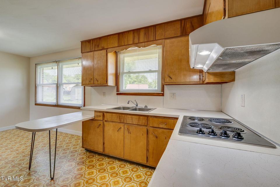 Photo #12: 1029 Spring Valley Drive