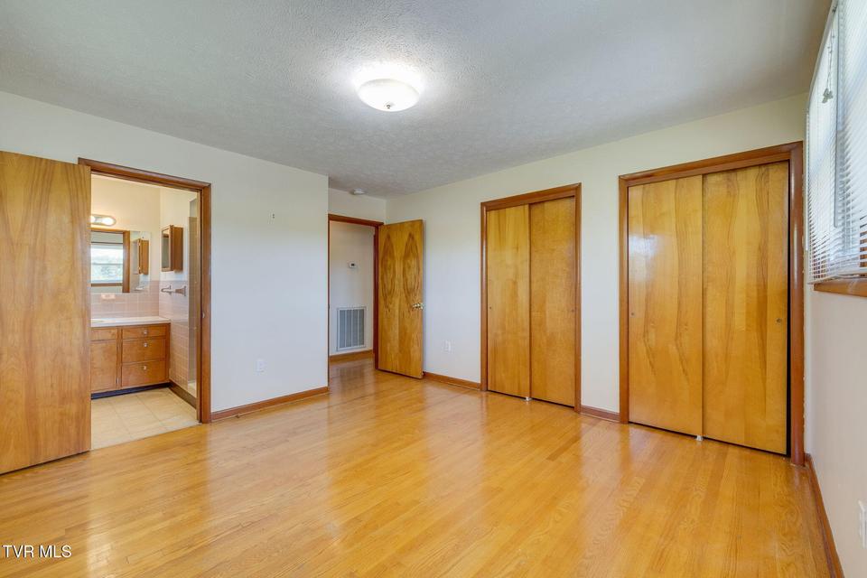 Photo #14: 1029 Spring Valley Drive