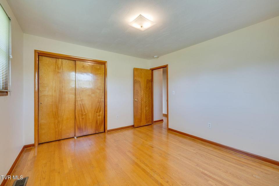 Photo #18: 1029 Spring Valley Drive