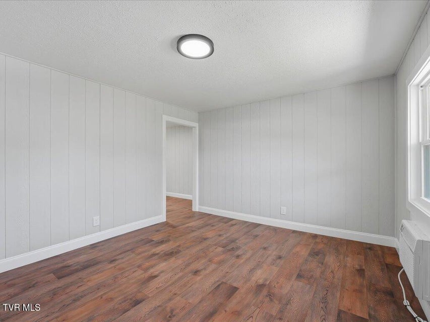 Photo #3: 2860 Blue Ridge Drive