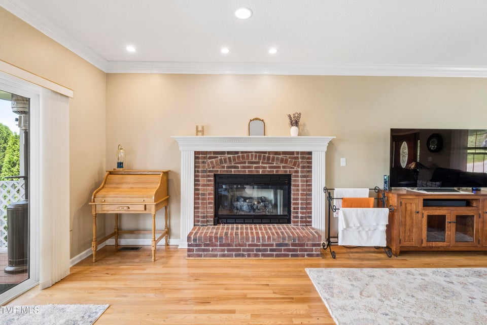 Photo #23: 208 Briarfield Drive