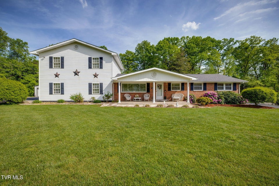 Photo #2: 404 Charleston Street