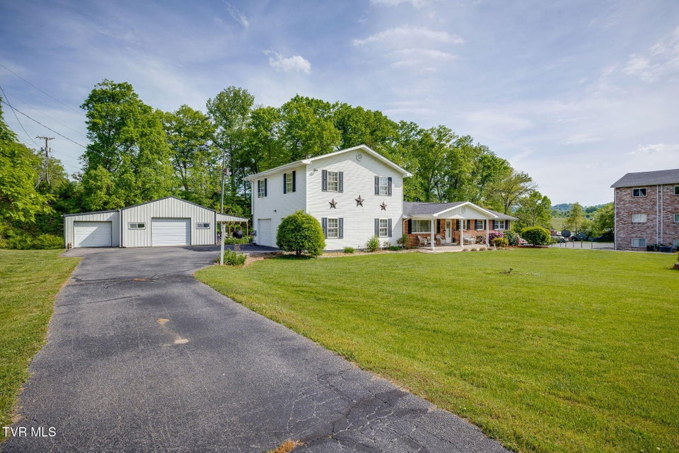 Photo #4: 404 Charleston Street