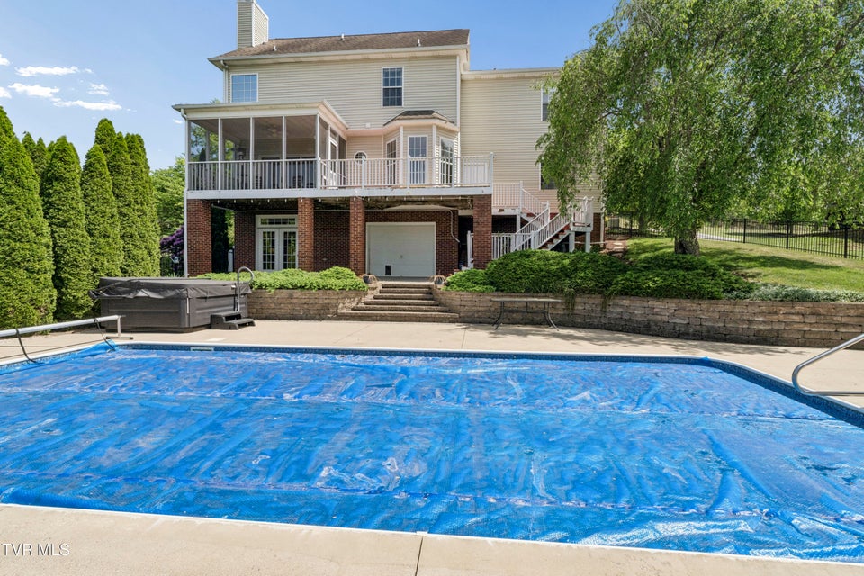Photo #66: 208 Briarfield Drive