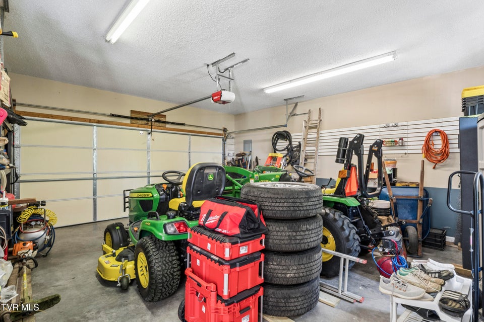 Photo #72: 208 Briarfield Drive