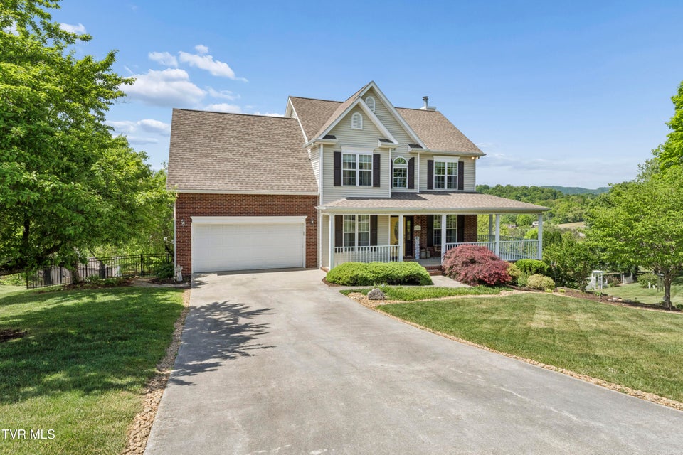 Photo #2: 208 Briarfield Drive
