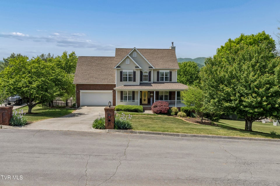 Photo #3: 208 Briarfield Drive