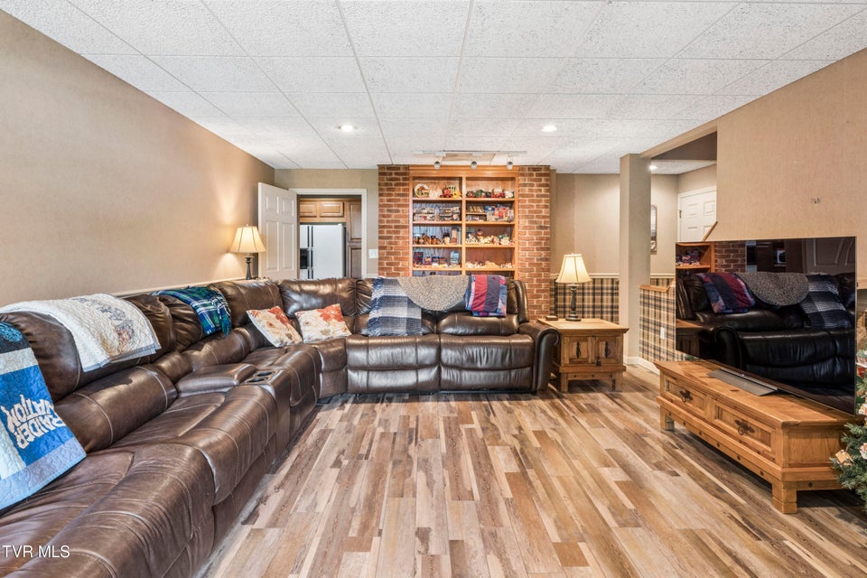 Photo #56: 208 Briarfield Drive
