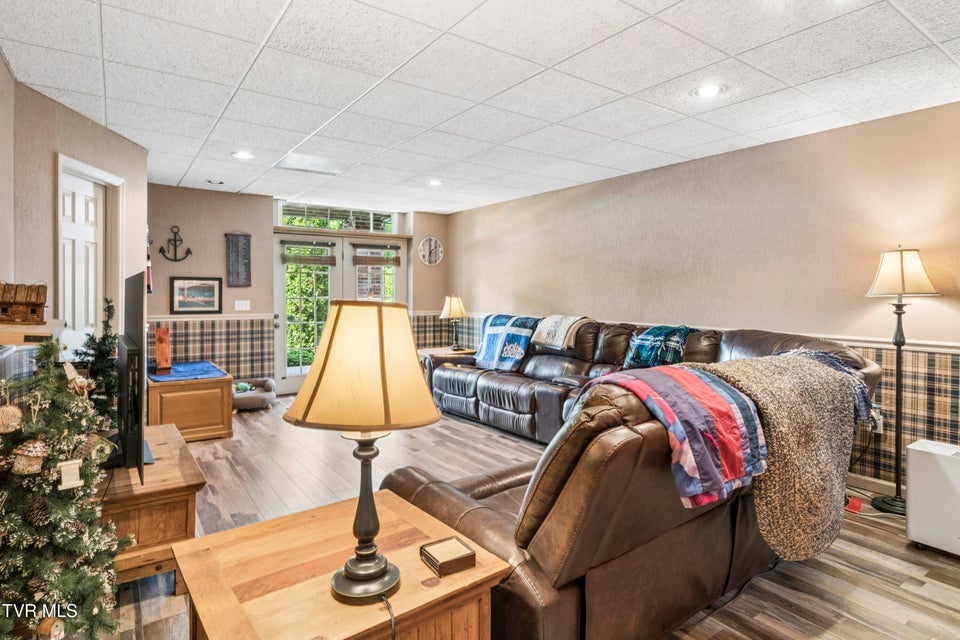 Photo #55: 208 Briarfield Drive