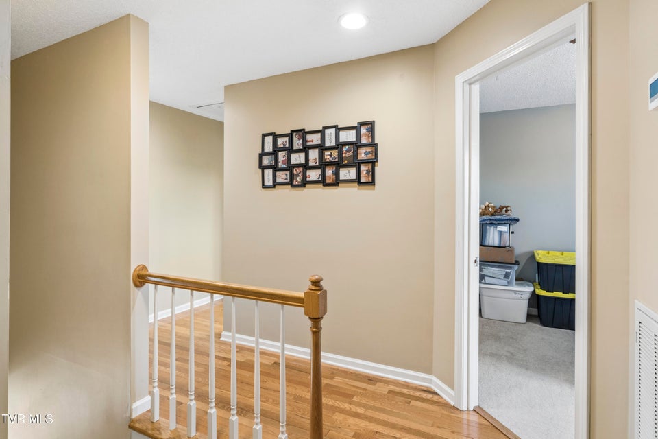 Photo #50: 208 Briarfield Drive