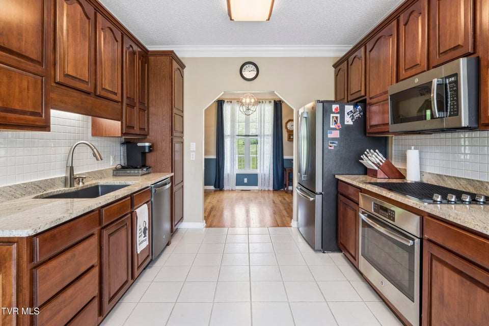 Photo #13: 208 Briarfield Drive