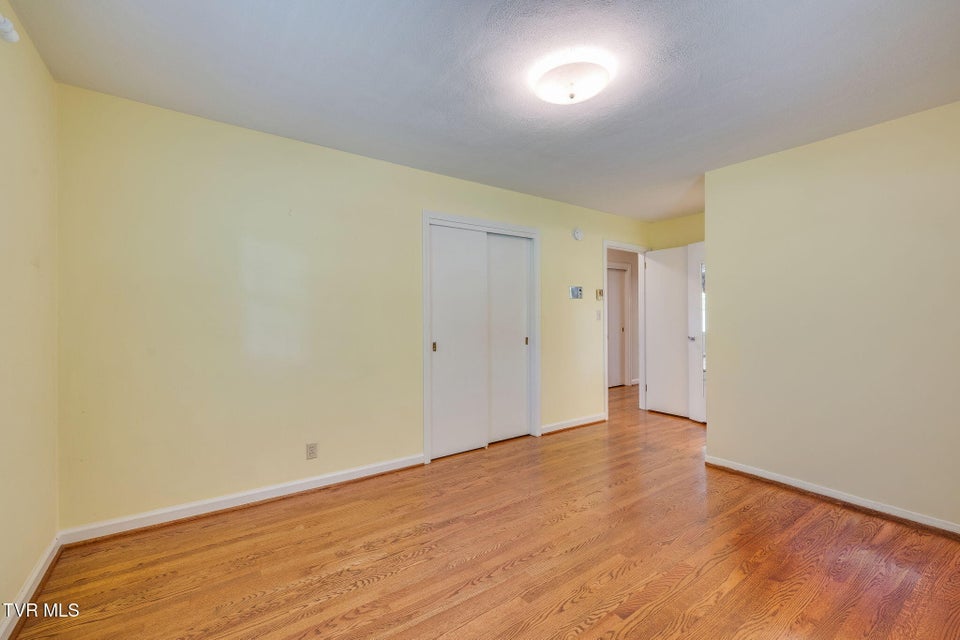 Photo #20: 1319 Lynnwood Drive