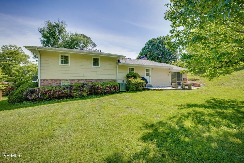 Photo #35: 1319 Lynnwood Drive