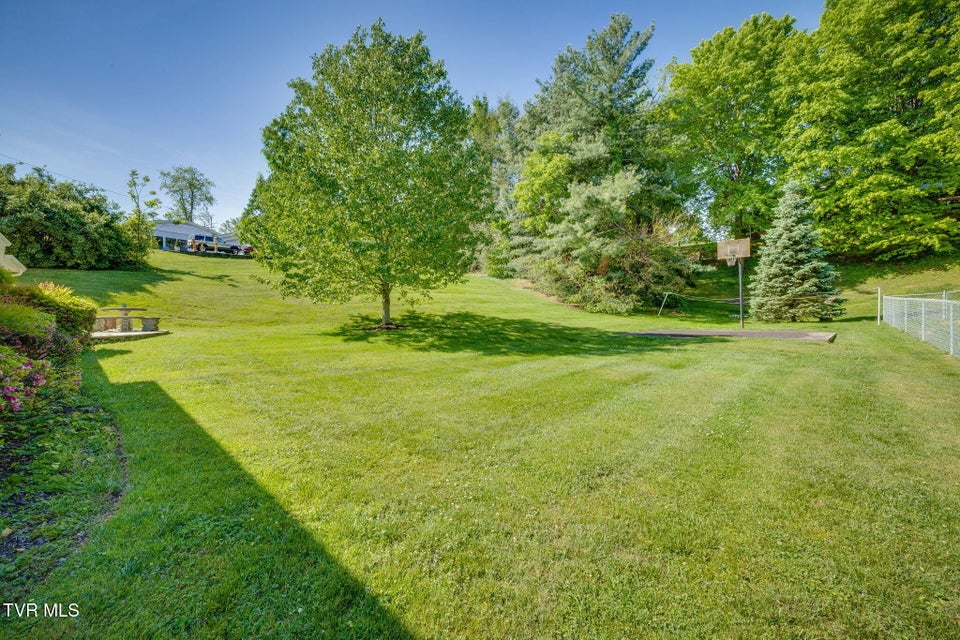 Photo #36: 1319 Lynnwood Drive