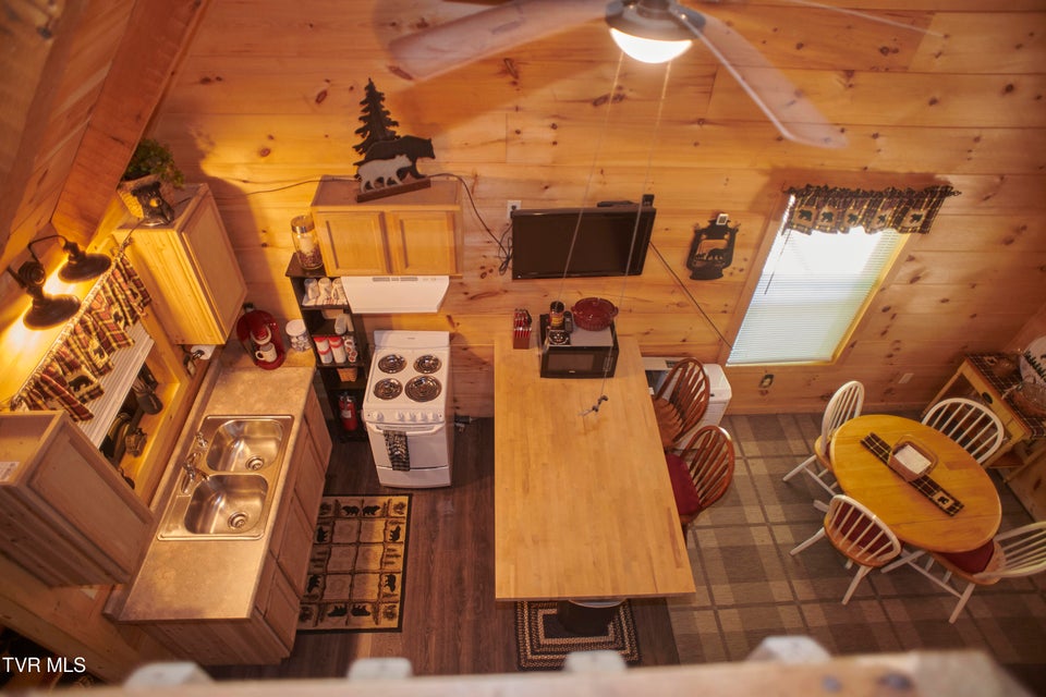 Photo #3: 1092 Hwy 25 E 