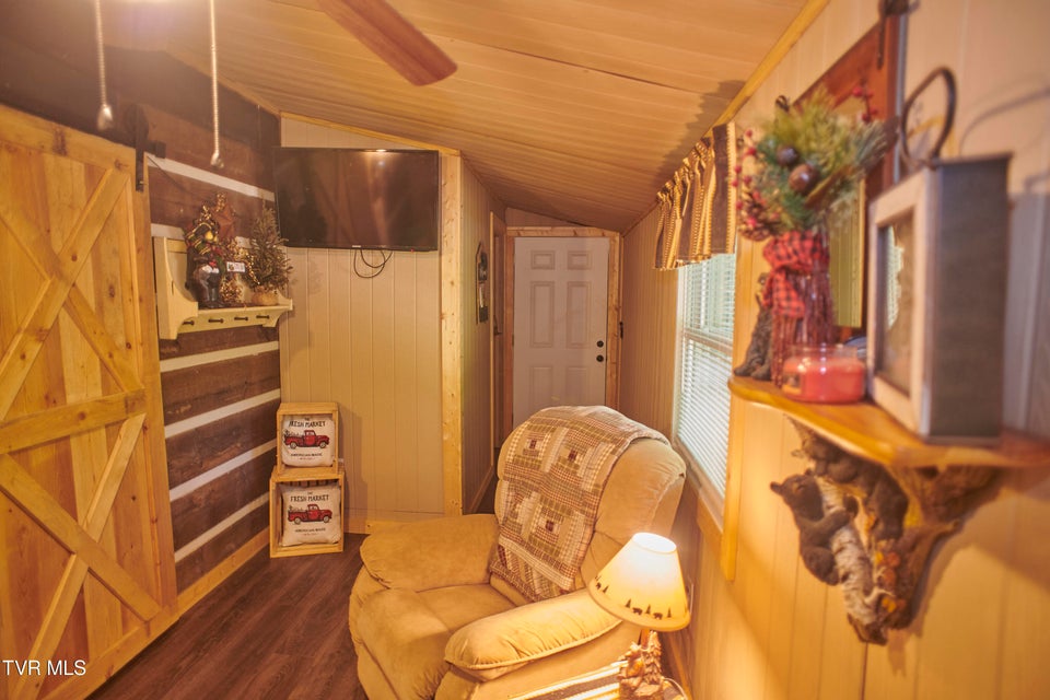 Photo #9: 1092 Hwy 25 E 