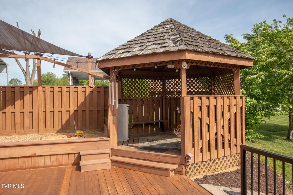 Photo #13: 917 Painter Creek Road